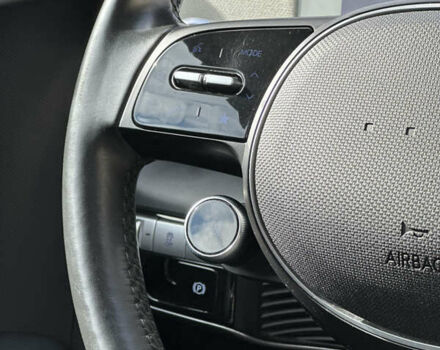 Серый Хендай Ioniq 5, объемом двигателя 0 л и пробегом 185 тыс. км за 23900 $, фото 72 на Automoto.ua