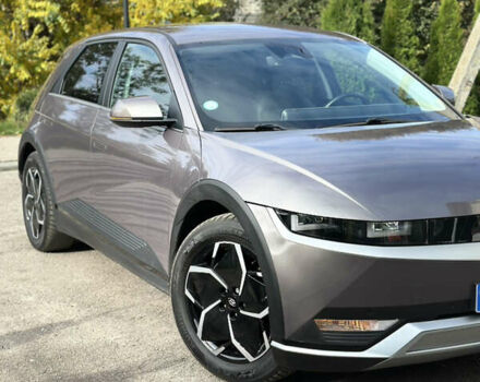 Серый Хендай Ioniq 5, объемом двигателя 0 л и пробегом 185 тыс. км за 23900 $, фото 3 на Automoto.ua