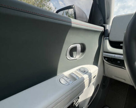 Сірий Хендай Ioniq 5, об'ємом двигуна 0 л та пробігом 13 тис. км за 33500 $, фото 38 на Automoto.ua