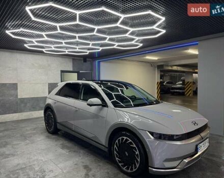 Серый Хендай Ioniq 5, объемом двигателя 0 л и пробегом 14 тыс. км за 35000 $, фото 2 на Automoto.ua