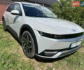 Серый Хендай Ioniq 5, объемом двигателя 0 л и пробегом 27 тыс. км за 28700 $, фото 1 на Automoto.ua