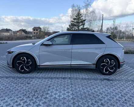 Серый Хендай Ioniq 5, объемом двигателя 0 л и пробегом 27 тыс. км за 30500 $, фото 7 на Automoto.ua