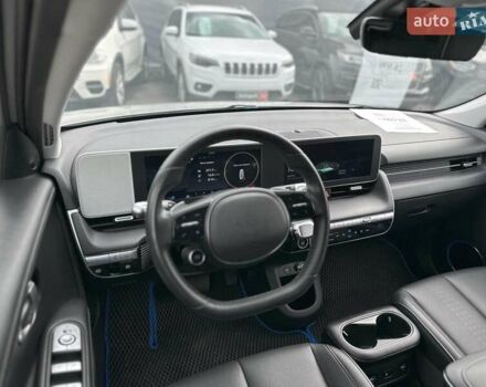 Серый Хендай Ioniq 5, объемом двигателя 0.1 л и пробегом 25 тыс. км за 28490 $, фото 9 на Automoto.ua