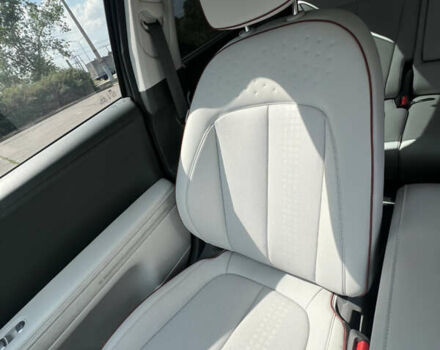 Сірий Хендай Ioniq 5, об'ємом двигуна 0 л та пробігом 13 тис. км за 33500 $, фото 52 на Automoto.ua