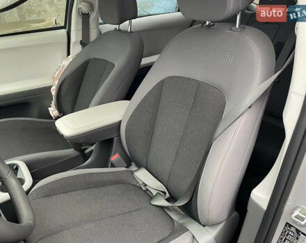 Серый Хендай Ioniq 5, объемом двигателя 0 л и пробегом 30 тыс. км за 17999 $, фото 17 на Automoto.ua
