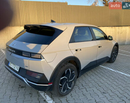 Серый Хендай Ioniq 5, объемом двигателя 0 л и пробегом 18 тыс. км за 28900 $, фото 2 на Automoto.ua
