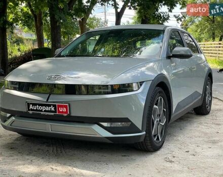 Серый Хендай Ioniq 5, объемом двигателя 0 л и пробегом 1 тыс. км за 37940 $, фото 1 на Automoto.ua