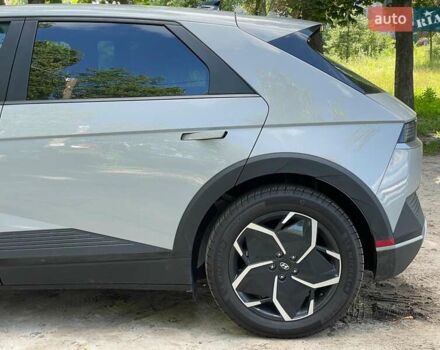 Серый Хендай Ioniq 5, объемом двигателя 0 л и пробегом 1 тыс. км за 37940 $, фото 13 на Automoto.ua