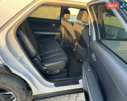 Серый Хендай Ioniq 5, объемом двигателя 0 л и пробегом 18 тыс. км за 28900 $, фото 25 на Automoto.ua