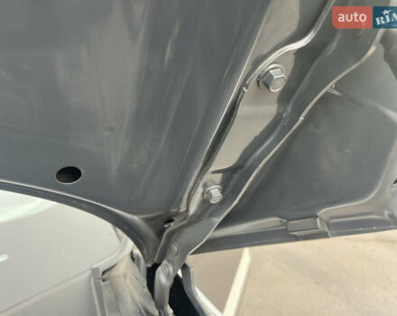 Сірий Хендай Ioniq 5, об'ємом двигуна 0 л та пробігом 128 тис. км за 25700 $, фото 77 на Automoto.ua