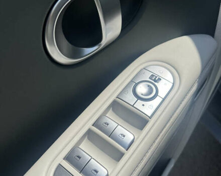 Сірий Хендай Ioniq 5, об'ємом двигуна 0 л та пробігом 13 тис. км за 33500 $, фото 51 на Automoto.ua