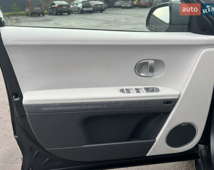 Сірий Хендай Ioniq 5, об'ємом двигуна 0 л та пробігом 128 тис. км за 25700 $, фото 29 на Automoto.ua