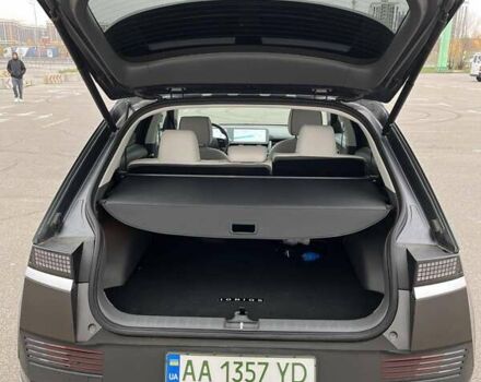 Серый Хендай Ioniq 5, объемом двигателя 0 л и пробегом 34 тыс. км за 27300 $, фото 8 на Automoto.ua