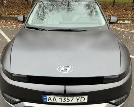 Серый Хендай Ioniq 5, объемом двигателя 0 л и пробегом 34 тыс. км за 27300 $, фото 1 на Automoto.ua