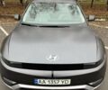 Серый Хендай Ioniq 5, объемом двигателя 0 л и пробегом 34 тыс. км за 27300 $, фото 1 на Automoto.ua