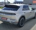 Серый Хендай Ioniq 5, объемом двигателя 0 л и пробегом 6 тыс. км за 28000 $, фото 3 на Automoto.ua