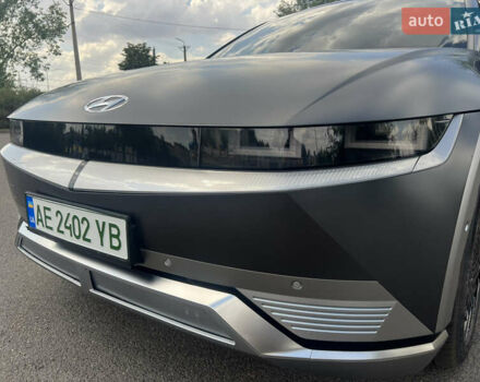 Сірий Хендай Ioniq 5, об'ємом двигуна 0 л та пробігом 13 тис. км за 33500 $, фото 3 на Automoto.ua