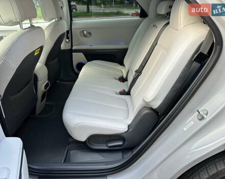 Серый Хендай Ioniq 5, объемом двигателя 0 л и пробегом 1 тыс. км за 33999 $, фото 26 на Automoto.ua