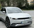 Серый Хендай Ioniq 5, объемом двигателя 0 л и пробегом 2 тыс. км за 27500 $, фото 3 на Automoto.ua