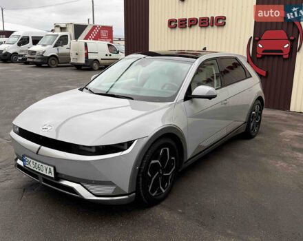 Сірий Хендай Ioniq 5, об'ємом двигуна 0 л та пробігом 47 тис. км за 32500 $, фото 3 на Automoto.ua