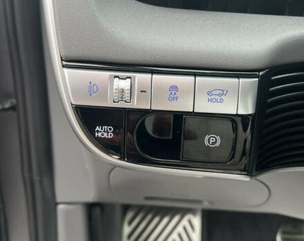 Сірий Хендай Ioniq 5, об'ємом двигуна 0 л та пробігом 128 тис. км за 25700 $, фото 36 на Automoto.ua