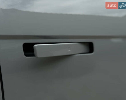 Серый Хендай Ioniq 5, объемом двигателя 0 л и пробегом 20 тыс. км за 27999 $, фото 7 на Automoto.ua