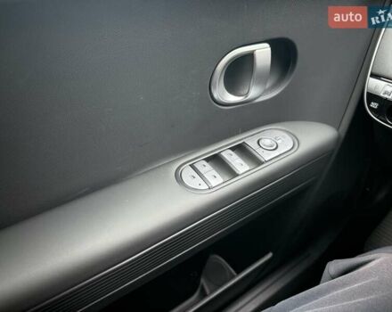 Серый Хендай Ioniq 5, объемом двигателя 0 л и пробегом 1 тыс. км за 42480 $, фото 13 на Automoto.ua