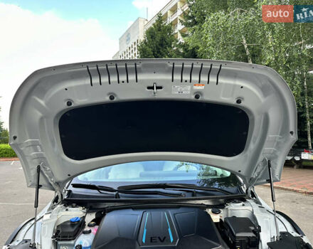 Серый Хендай Ioniq 5, объемом двигателя 0 л и пробегом 1 тыс. км за 33999 $, фото 44 на Automoto.ua