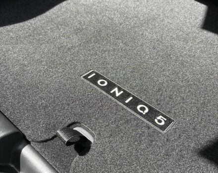 Сірий Хендай Ioniq 5, об'ємом двигуна 0 л та пробігом 31 тис. км за 29500 $, фото 38 на Automoto.ua