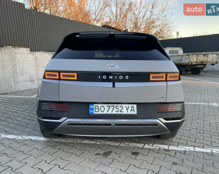 Серый Хендай Ioniq 5, объемом двигателя 0 л и пробегом 18 тыс. км за 28300 $, фото 5 на Automoto.ua