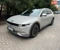 Серый Хендай Ioniq 5, объемом двигателя 0 л и пробегом 28 тыс. км за 31500 $, фото 1 на Automoto.ua