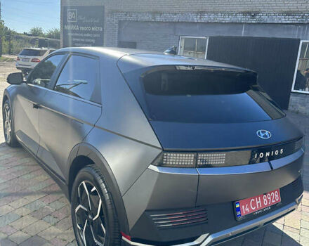 Серый Хендай Ioniq 5, объемом двигателя 0 л и пробегом 13 тыс. км за 28500 $, фото 3 на Automoto.ua