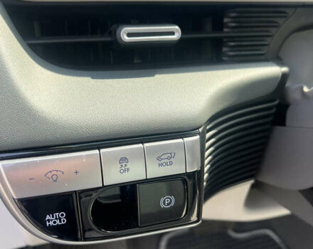 Сірий Хендай Ioniq 5, об'ємом двигуна 0 л та пробігом 13 тис. км за 33500 $, фото 49 на Automoto.ua