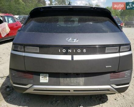 Серый Хендай Ioniq 5, объемом двигателя 0 л и пробегом 45 тыс. км за 13400 $, фото 5 на Automoto.ua