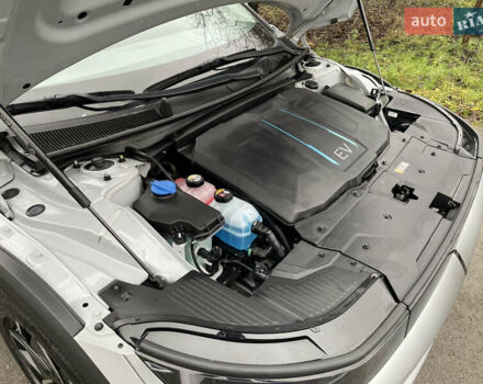 Серый Хендай Ioniq 5, объемом двигателя 0 л и пробегом 30 тыс. км за 17999 $, фото 25 на Automoto.ua