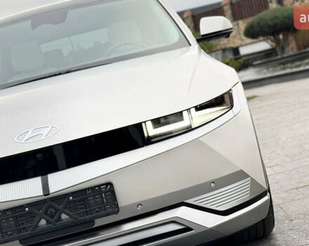 Сірий Хендай Ioniq 5, об'ємом двигуна 0 л та пробігом 16 тис. км за 28555 $, фото 5 на Automoto.ua