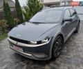 Серый Хендай Ioniq 5, объемом двигателя 0 л и пробегом 12 тыс. км за 29999 $, фото 3 на Automoto.ua
