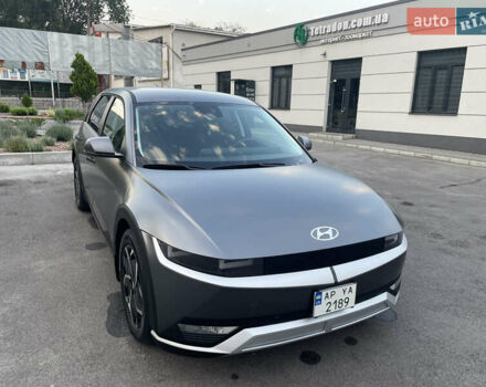Серый Хендай Ioniq 5, объемом двигателя 0 л и пробегом 7 тыс. км за 30999 $, фото 12 на Automoto.ua