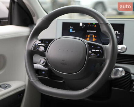 Сірий Хендай Ioniq 5, об'ємом двигуна 0 л та пробігом 14 тис. км за 33800 $, фото 14 на Automoto.ua