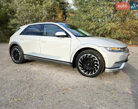 Серый Хендай Ioniq 5, объемом двигателя 0 л и пробегом 29 тыс. км за 27500 $, фото 29 на Automoto.ua