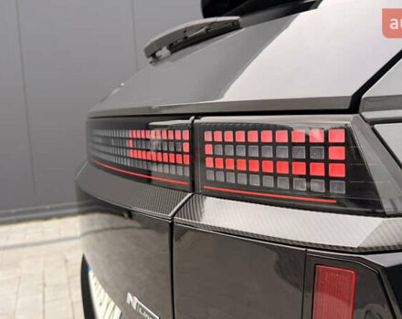 Серый Хендай Ioniq 5, объемом двигателя 0 л и пробегом 2 тыс. км за 40500 $, фото 9 на Automoto.ua