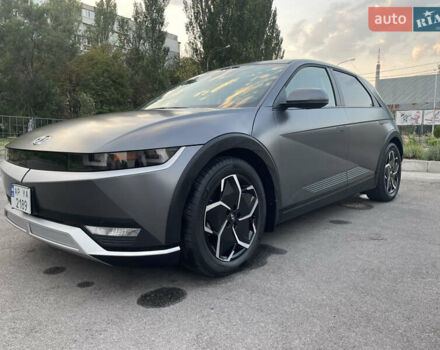 Серый Хендай Ioniq 5, объемом двигателя 0 л и пробегом 7 тыс. км за 30999 $, фото 4 на Automoto.ua