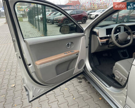 Сірий Хендай Ioniq 5, об'ємом двигуна 0 л та пробігом 7 тис. км за 32500 $, фото 25 на Automoto.ua