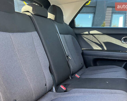 Серый Хендай Ioniq 5, объемом двигателя 0 л и пробегом 13 тыс. км за 27300 $, фото 18 на Automoto.ua