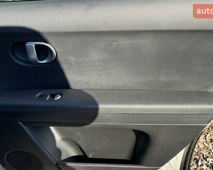 Серый Хендай Ioniq 5, объемом двигателя 0 л и пробегом 13 тыс. км за 27300 $, фото 23 на Automoto.ua