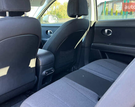 Серый Хендай Ioniq 5, объемом двигателя 0 л и пробегом 13 тыс. км за 27300 $, фото 15 на Automoto.ua