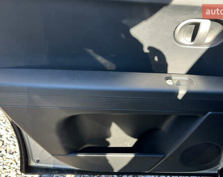 Серый Хендай Ioniq 5, объемом двигателя 0 л и пробегом 13 тыс. км за 27300 $, фото 21 на Automoto.ua