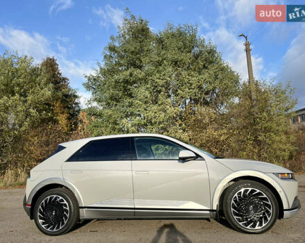 Серый Хендай Ioniq 5, объемом двигателя 0 л и пробегом 29 тыс. км за 27500 $, фото 28 на Automoto.ua
