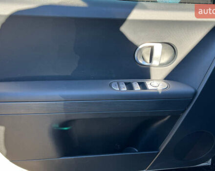 Серый Хендай Ioniq 5, объемом двигателя 0 л и пробегом 13 тыс. км за 27300 $, фото 20 на Automoto.ua