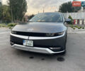 Серый Хендай Ioniq 5, объемом двигателя 0 л и пробегом 7 тыс. км за 30999 $, фото 5 на Automoto.ua